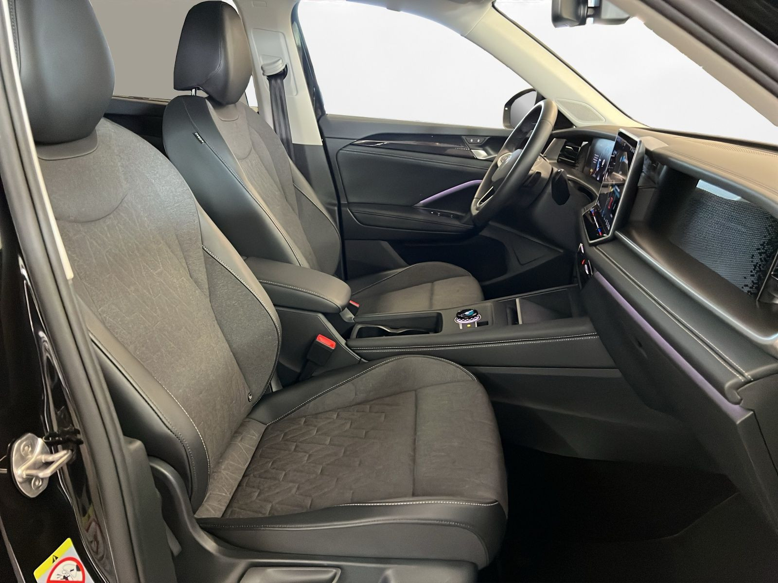 Volkswagen - Tayron_18