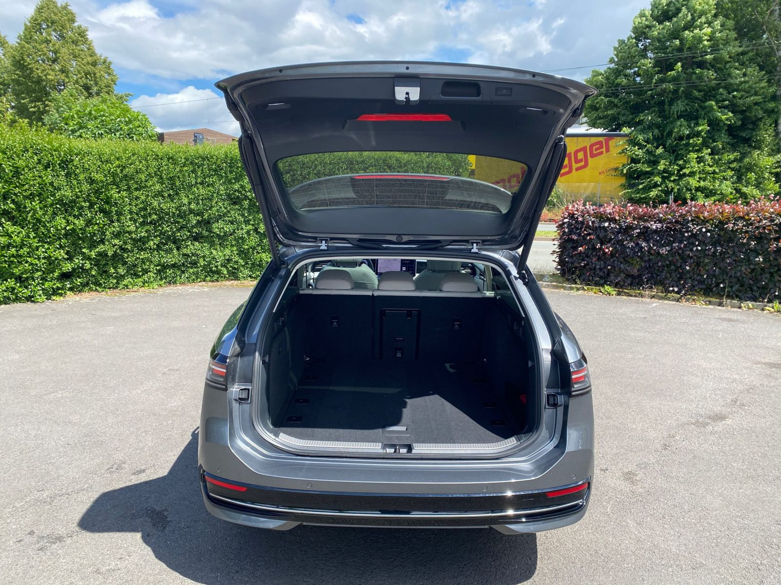 Volkswagen - Passat_15