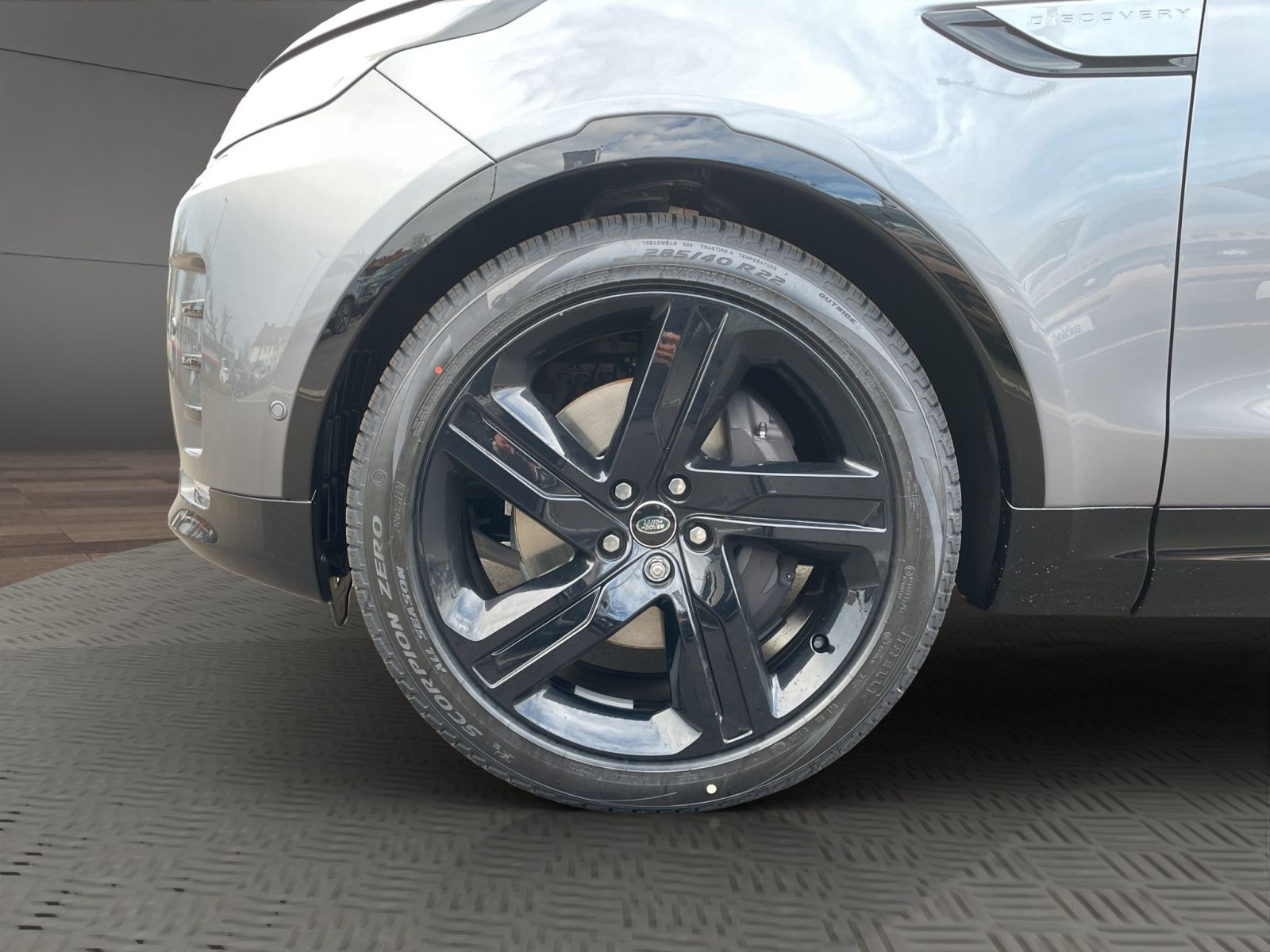 Land Rover - Discovery_9