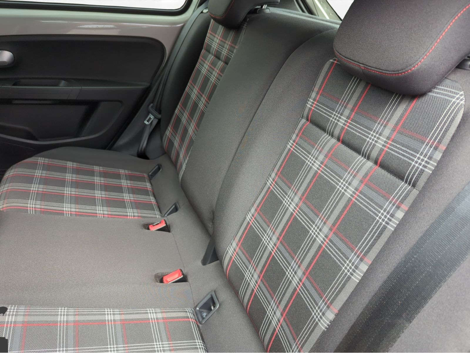 Volkswagen - up!_3