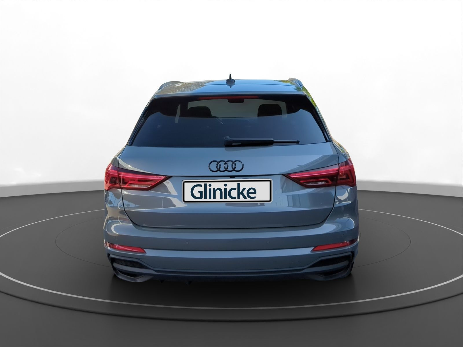 Audi - Q3_9