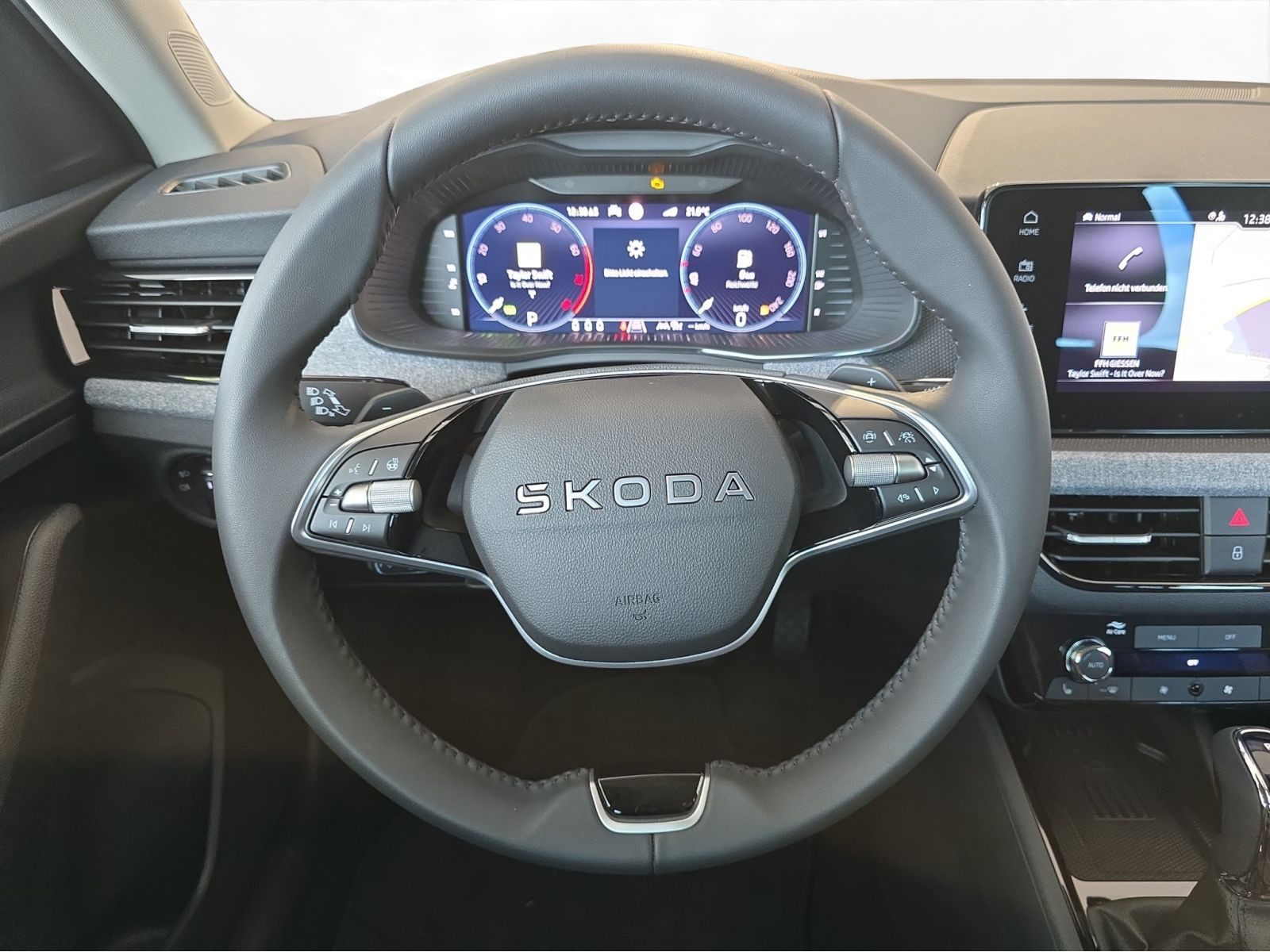 Škoda - Scala_15