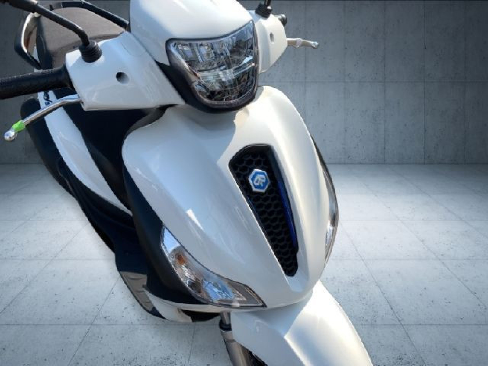 Piaggio - _11