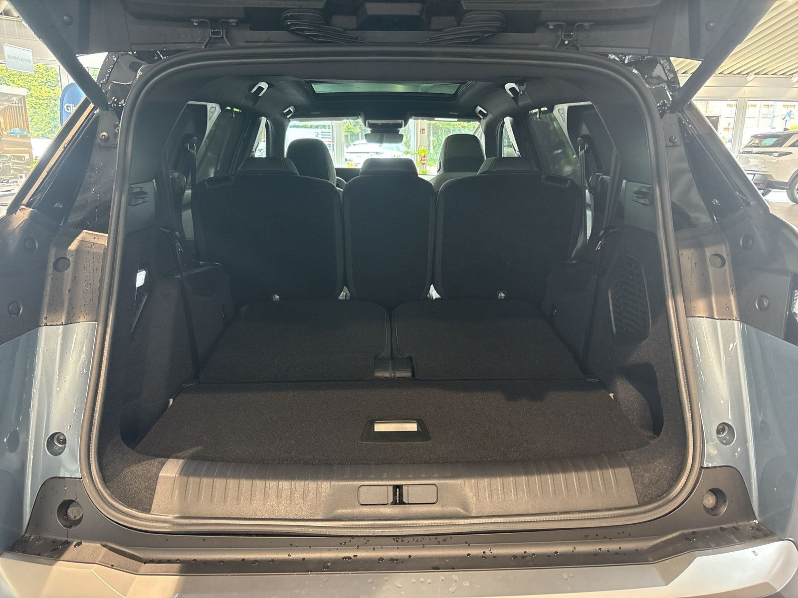 Peugeot - 5008_7