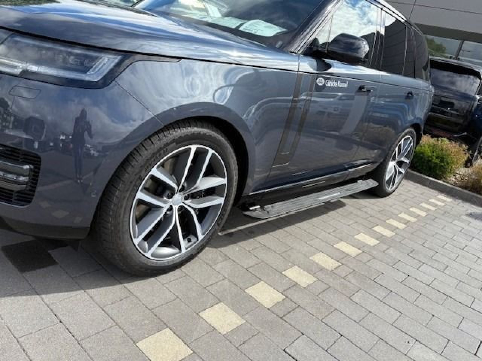 Land Rover - Range Rover_11
