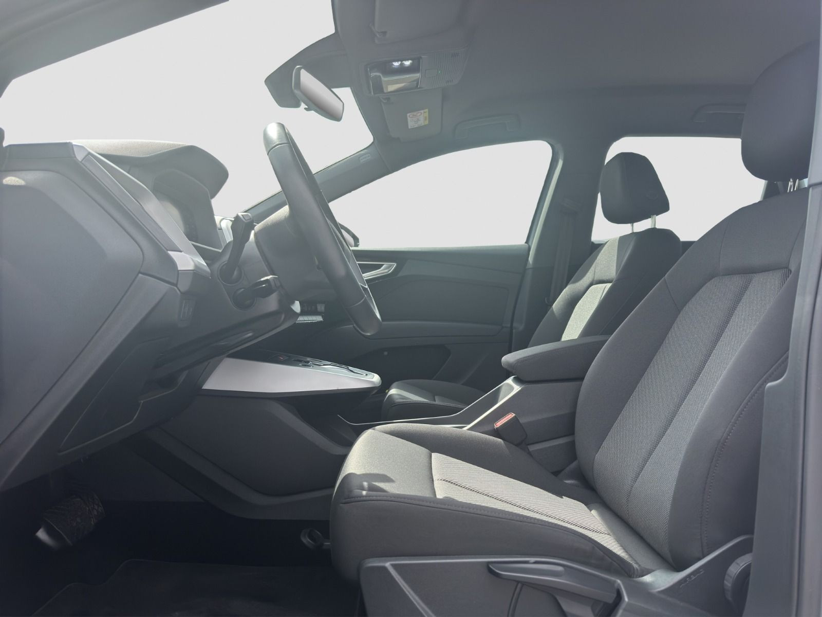 Audi - Q4_8