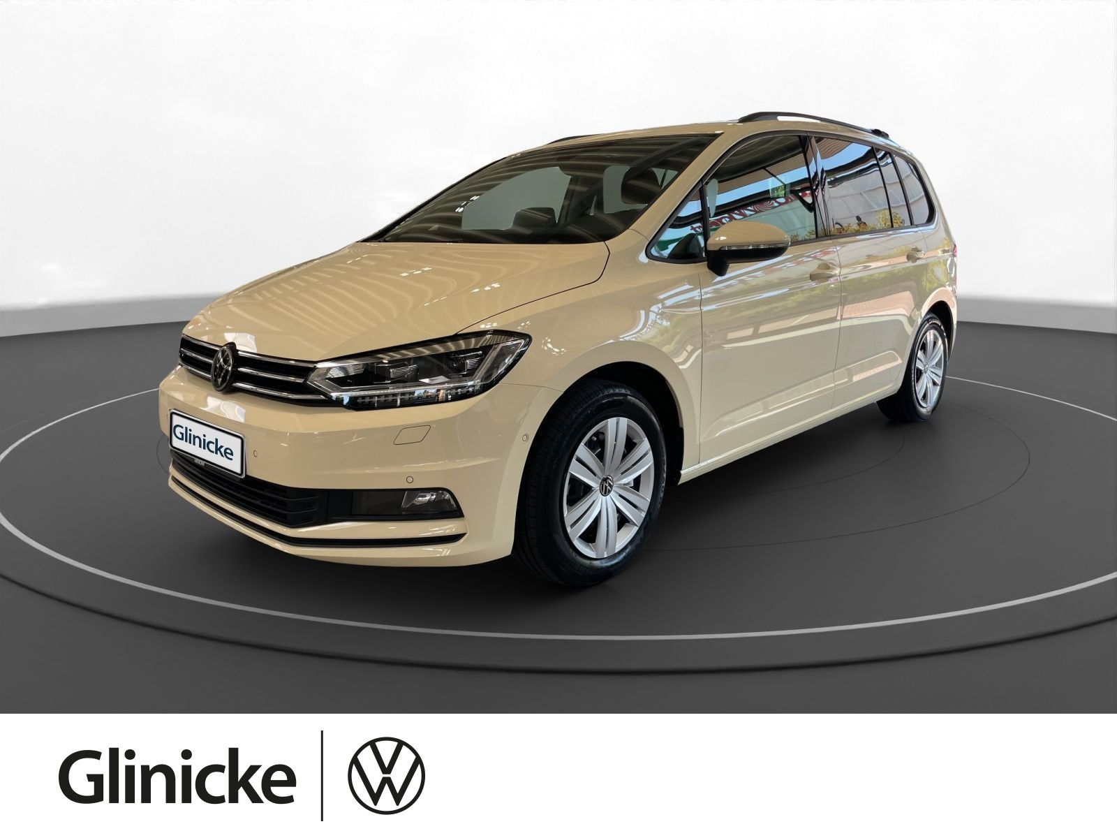 Volkswagen - Touran_1