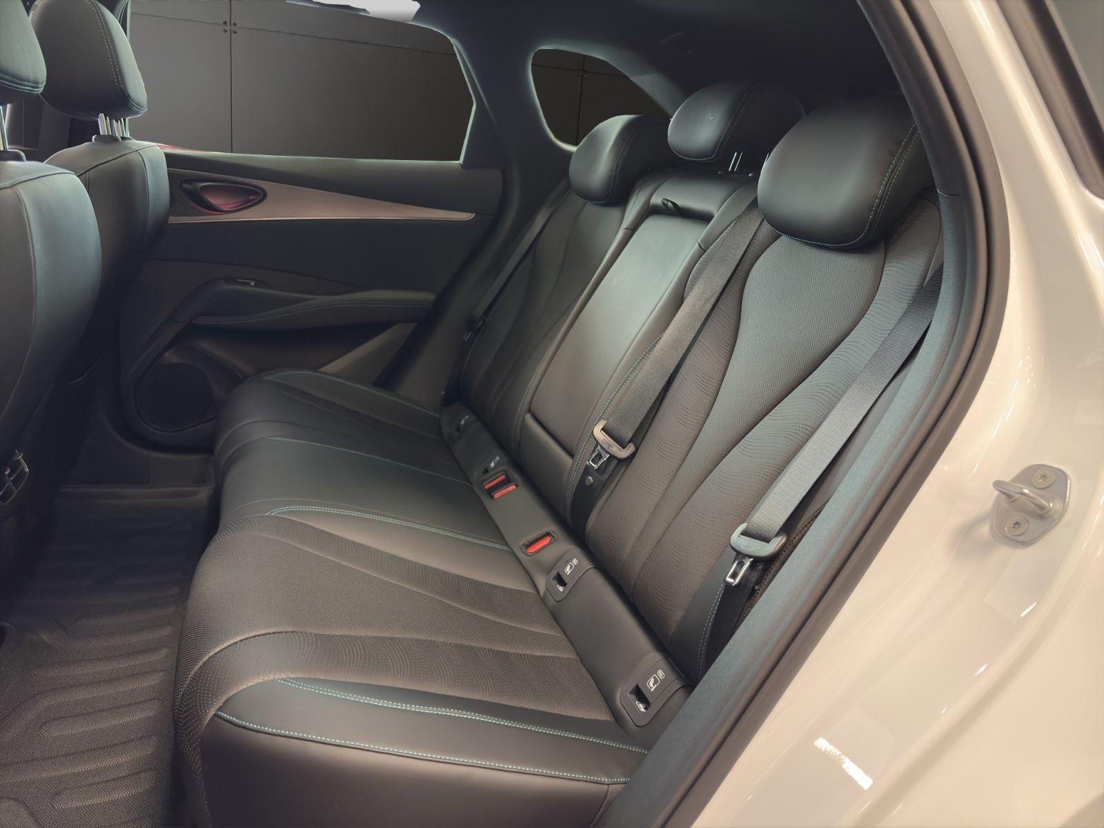 BYD - SEAL_12