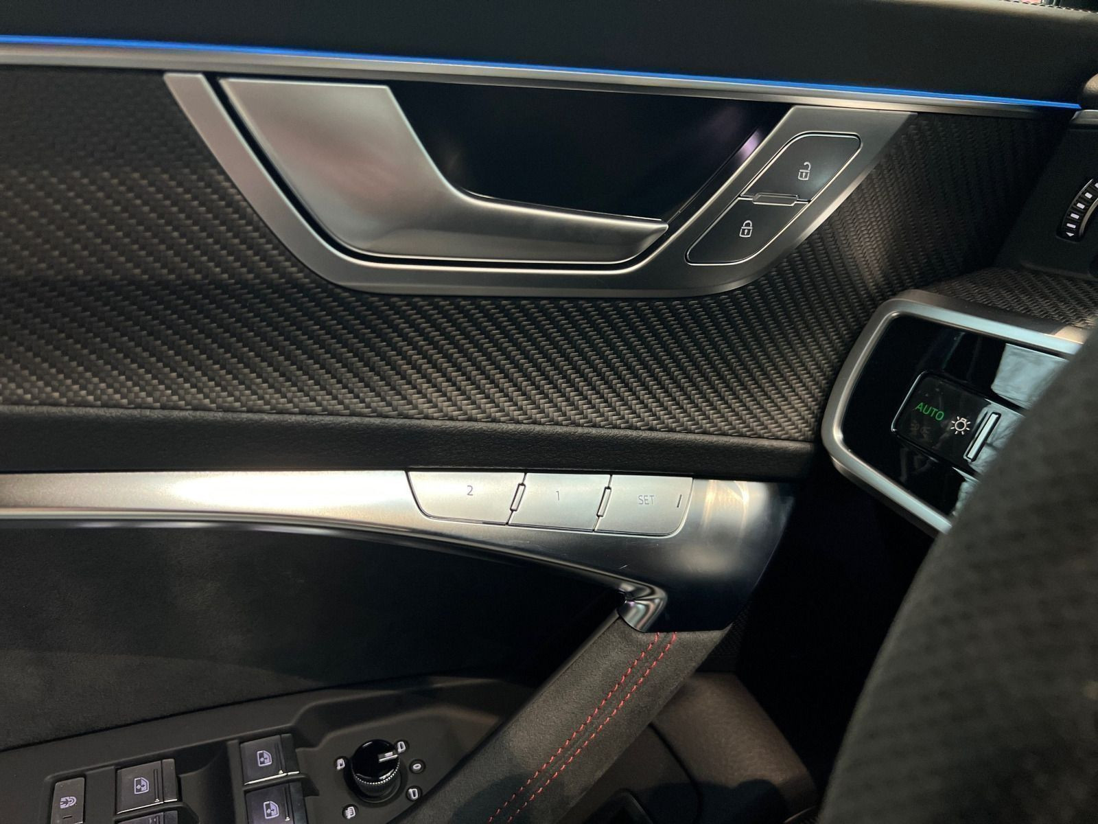 Audi - RS 6 Avant_8
