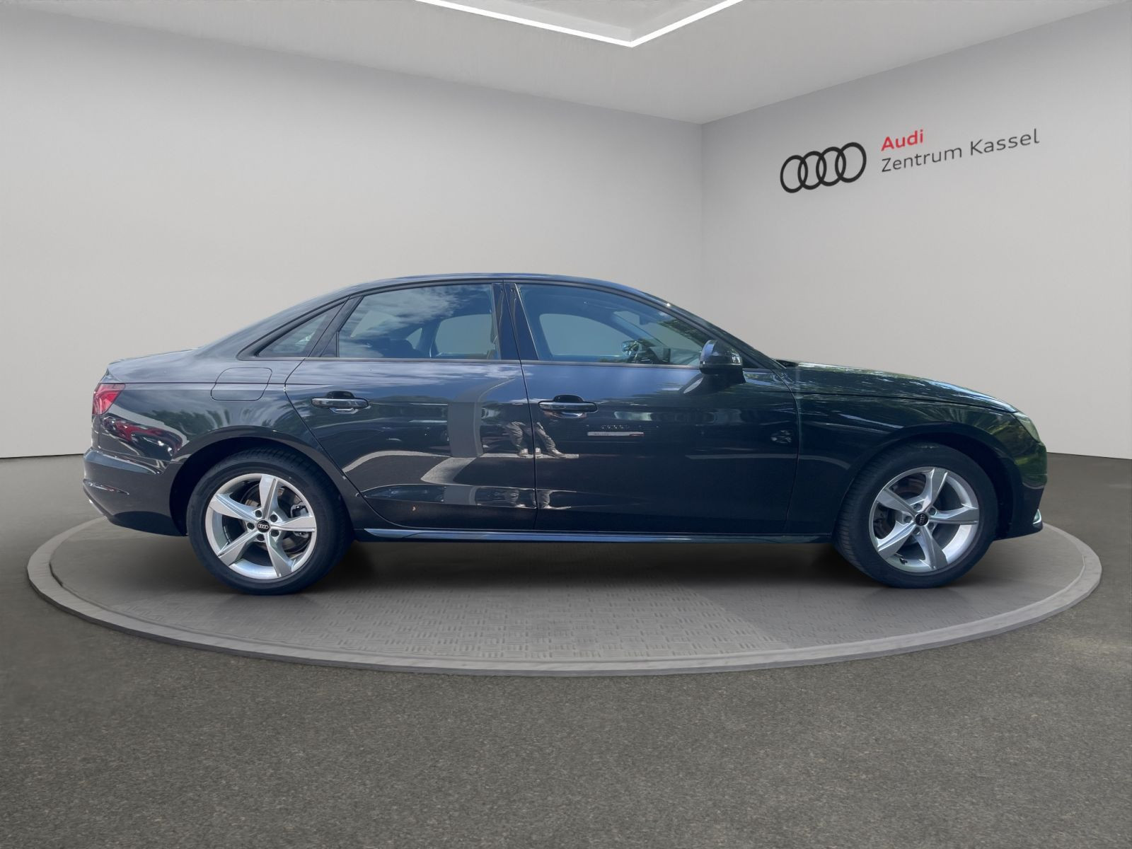 Audi - A4 Limousine_6