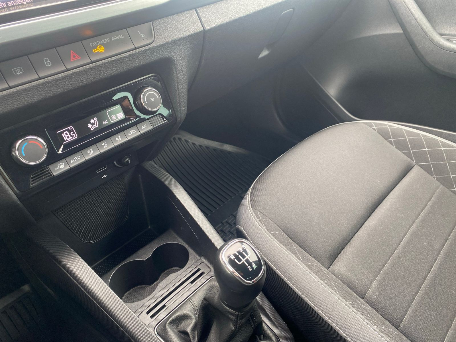 Škoda - Fabia_16