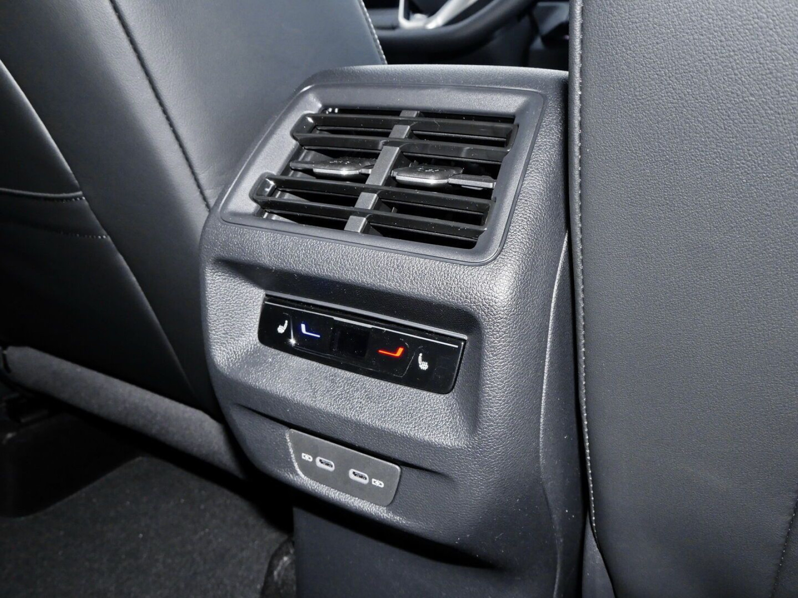 Volkswagen - Tiguan_7