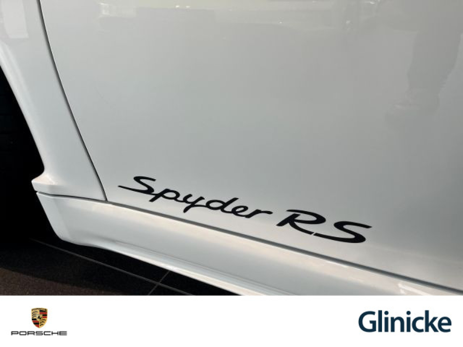 Porsche - 718 Spyder_15