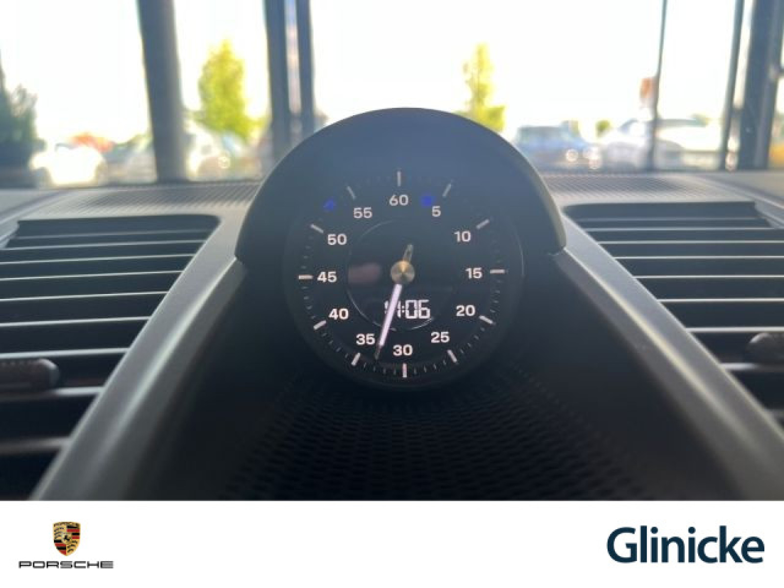 Porsche - Panamera_24