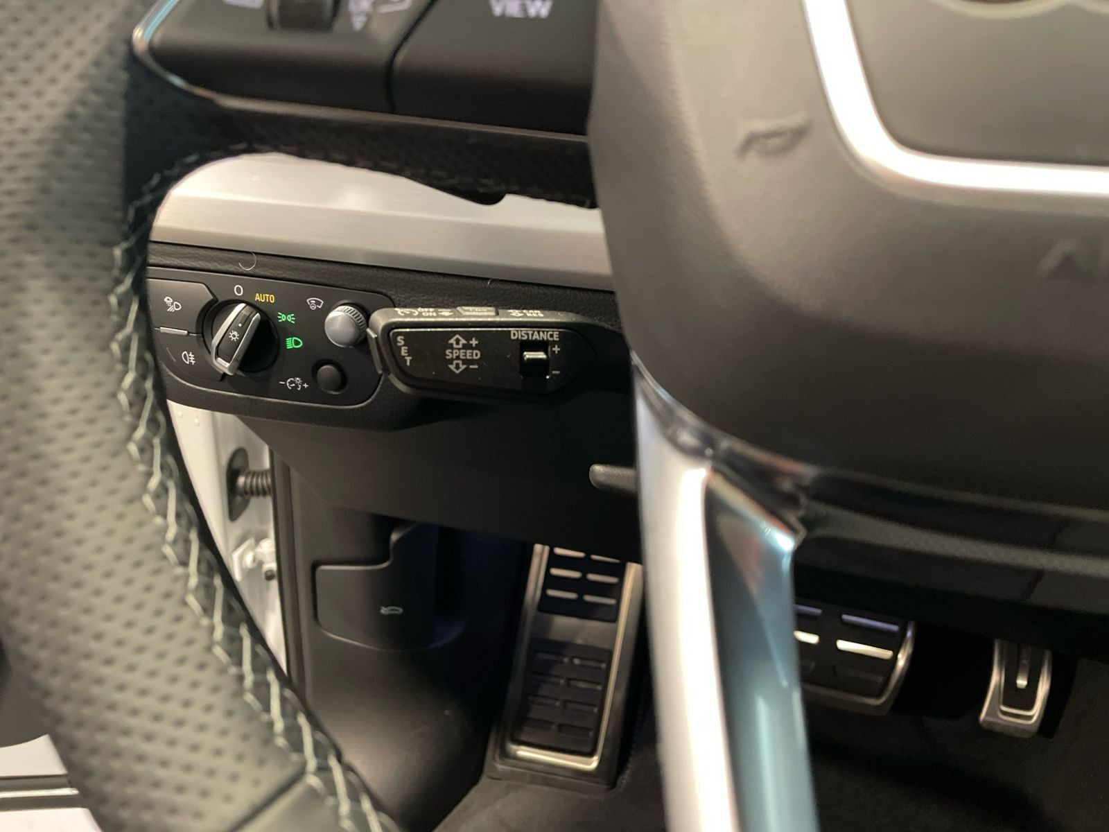 Audi - Q5_11