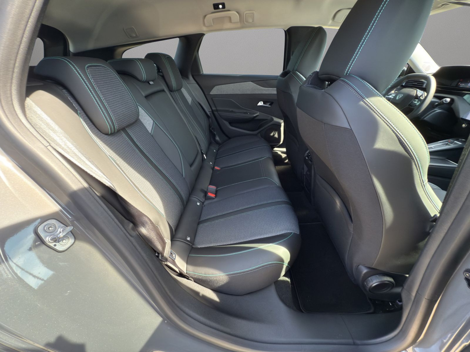 Peugeot - 308_17