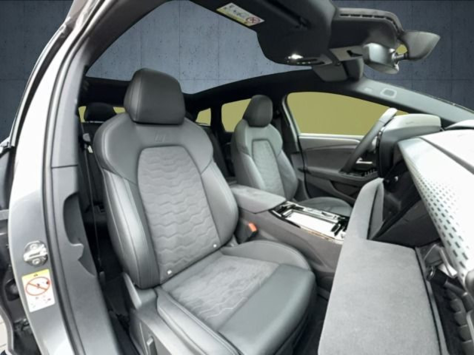 Audi - A6 Avant e-tron_16