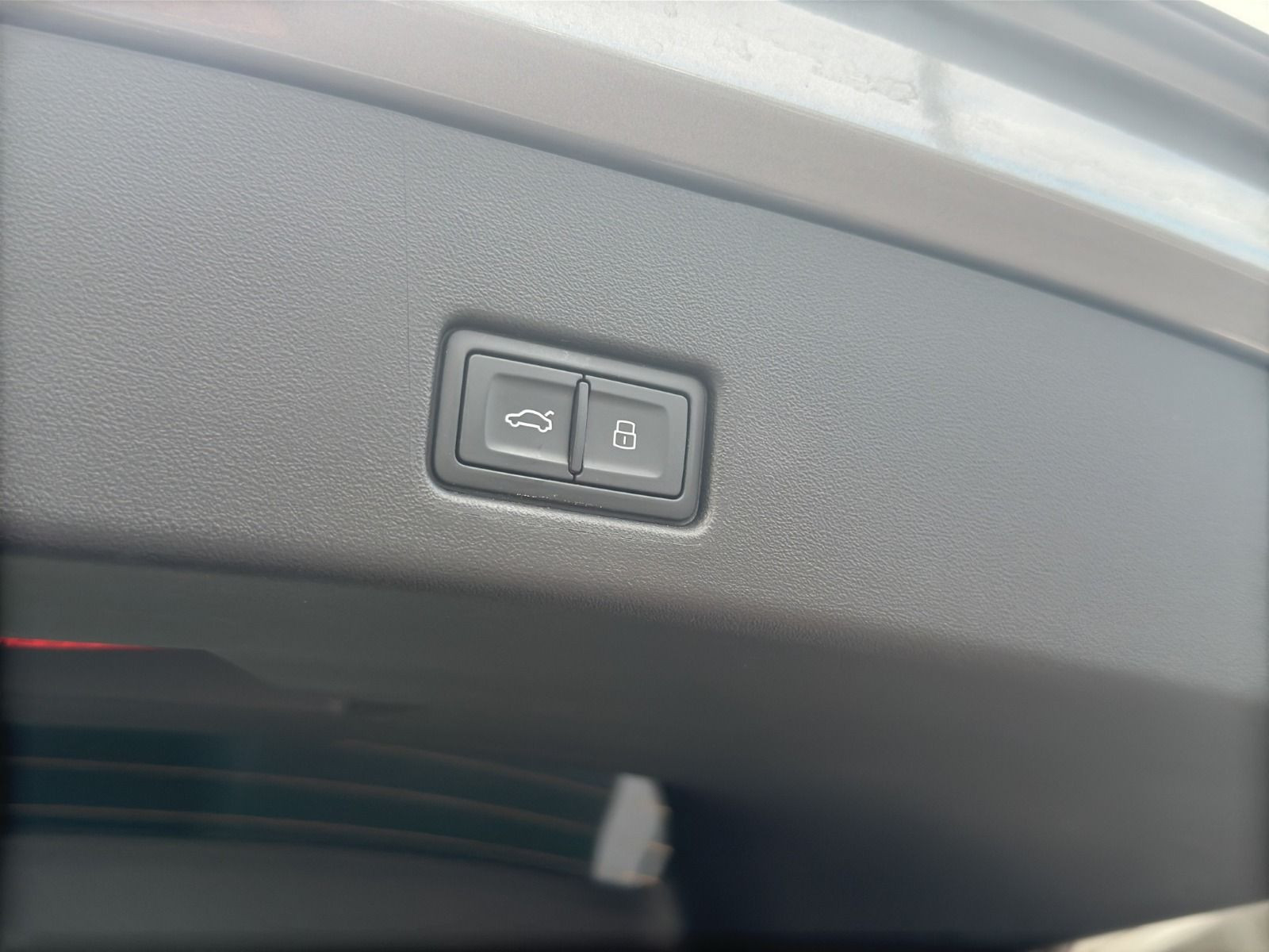 Audi - Q4_18