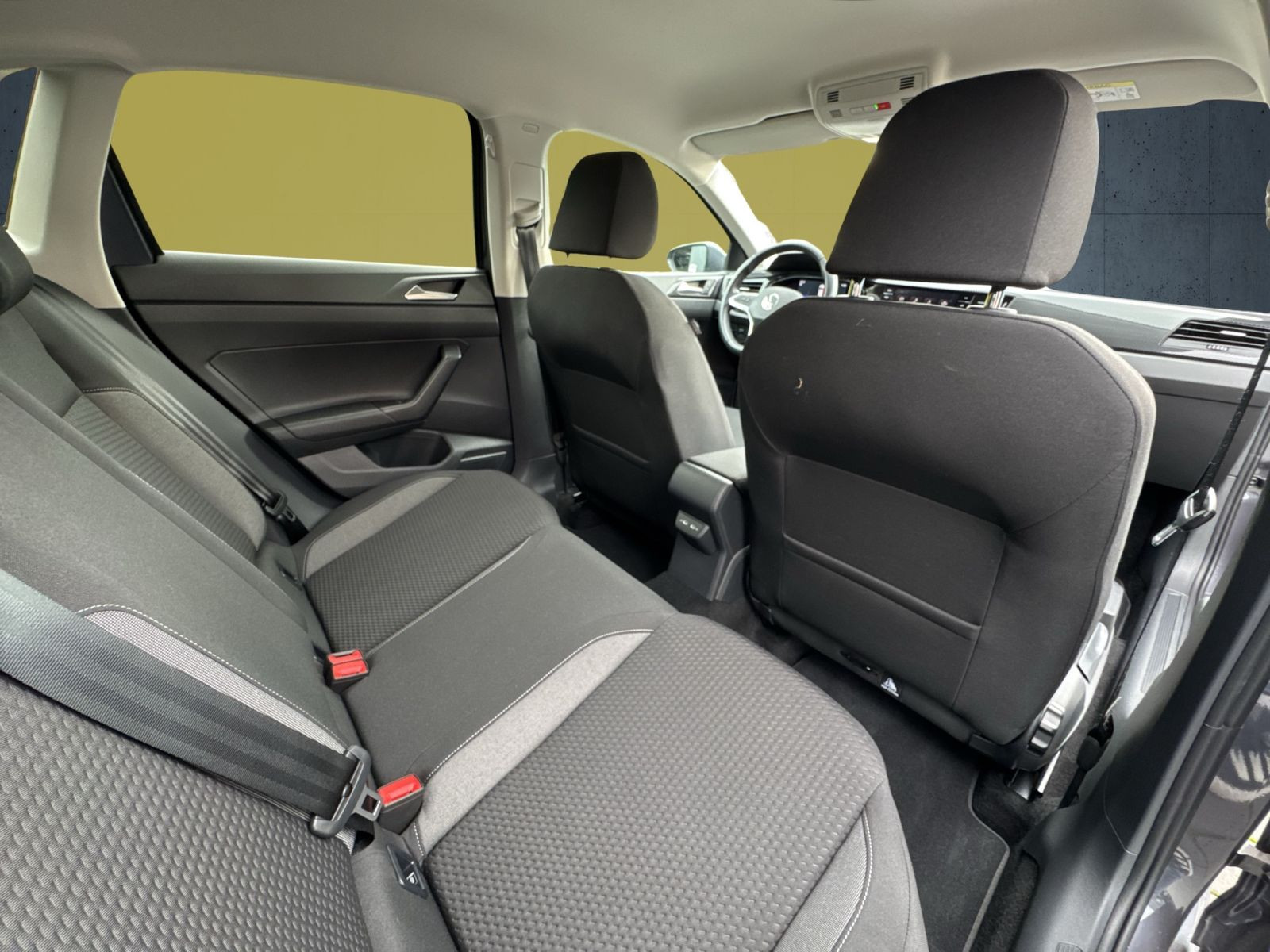 Volkswagen - Polo_18