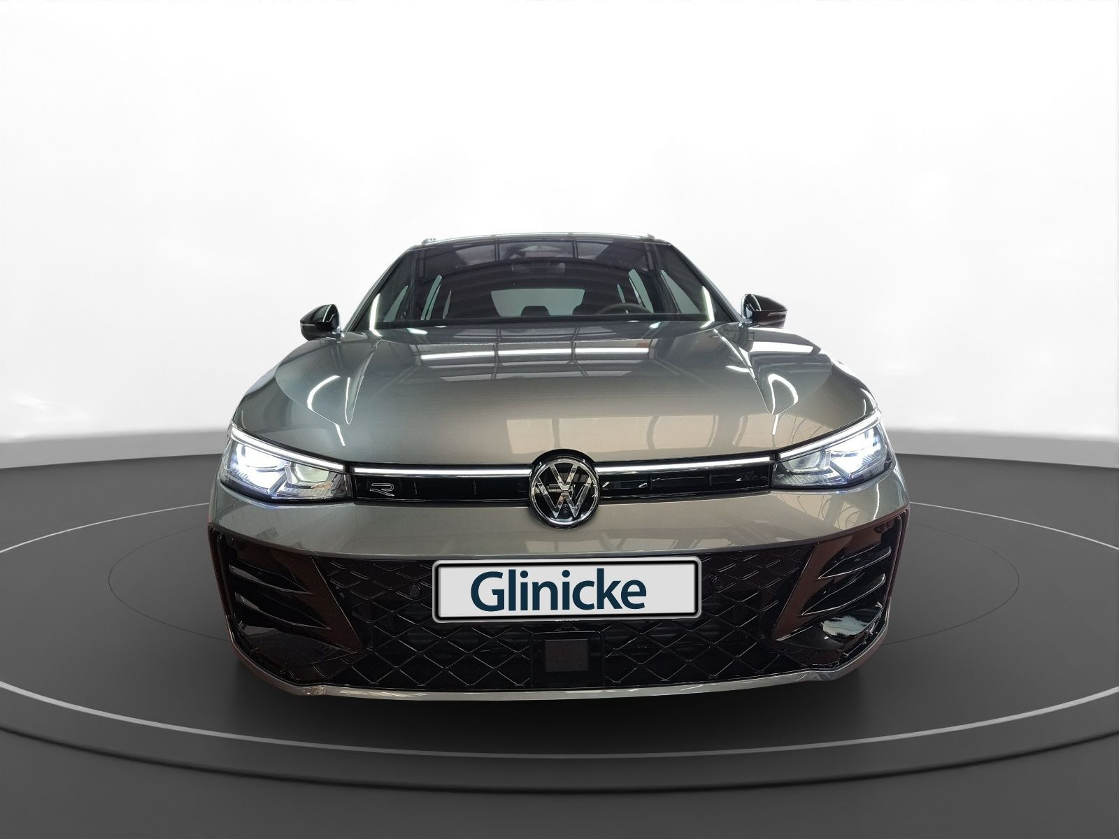 Volkswagen - Passat Variant_16