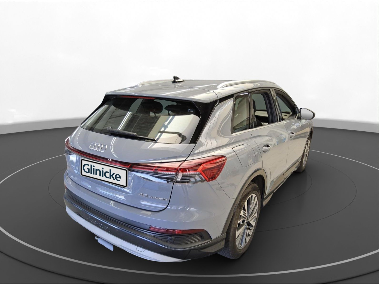 Audi - Q4 e-tron_4
