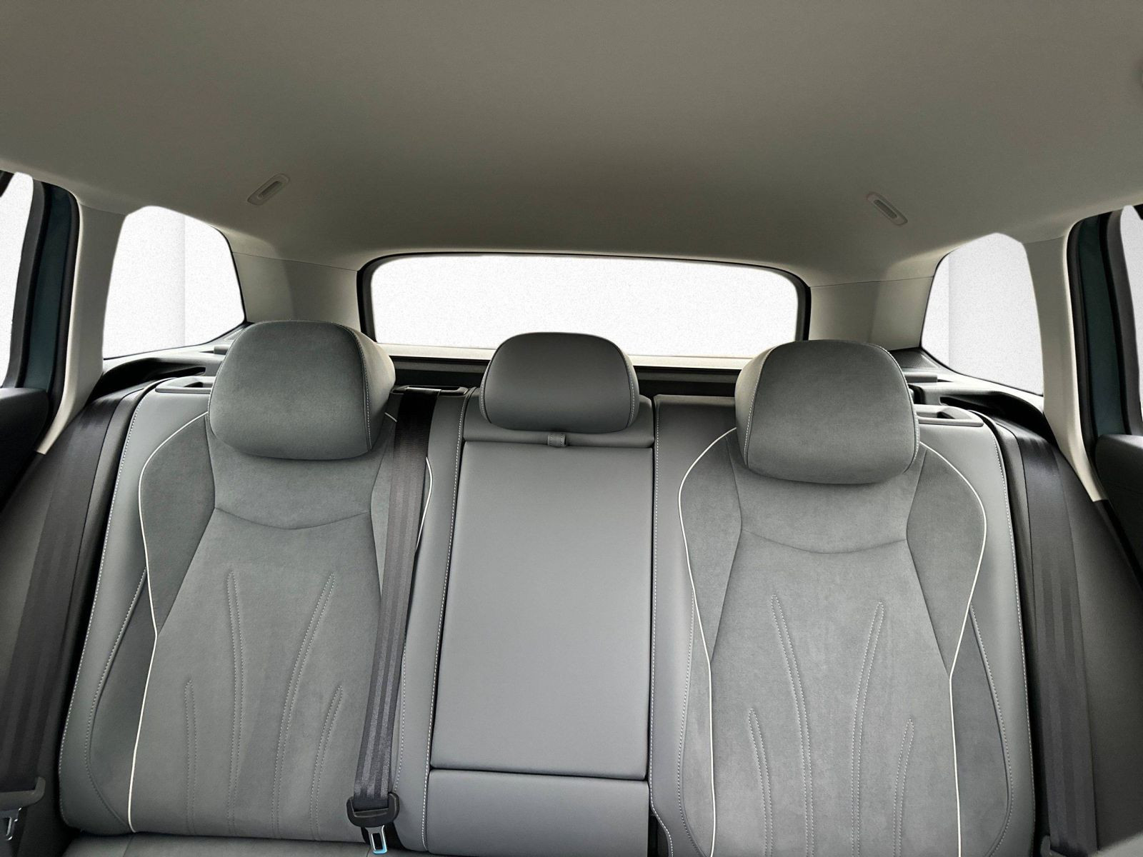 Volkswagen - Passat Variant_11
