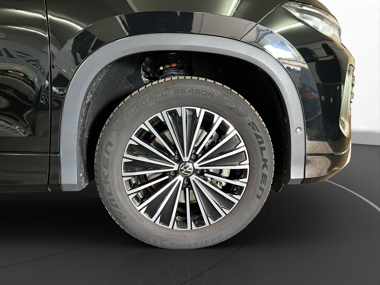 Volkswagen - Tayron_15