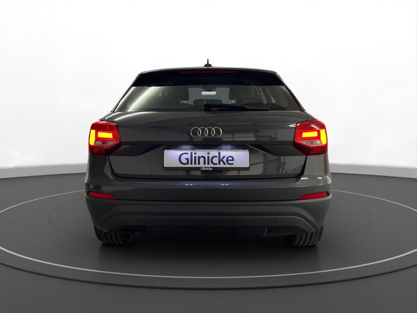 Audi - Q2_5
