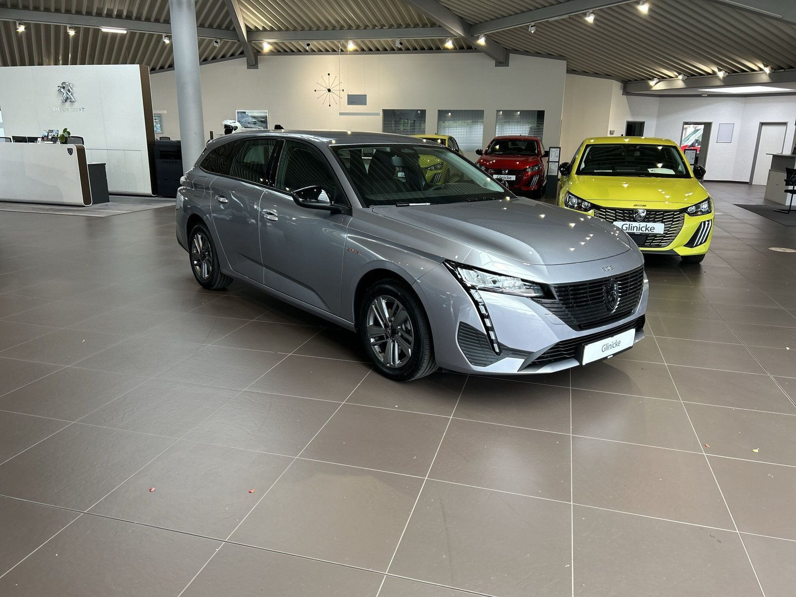 Peugeot - 308_6