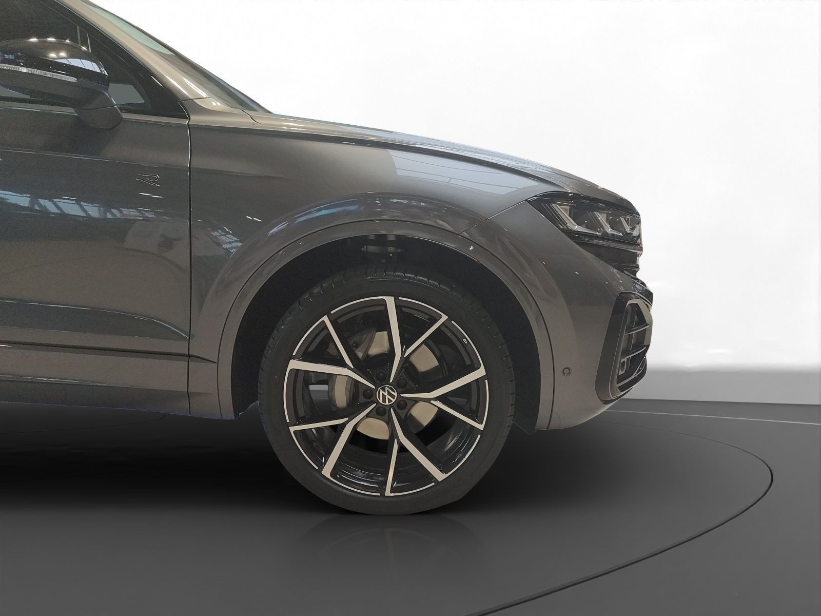 Volkswagen - Touareg_15