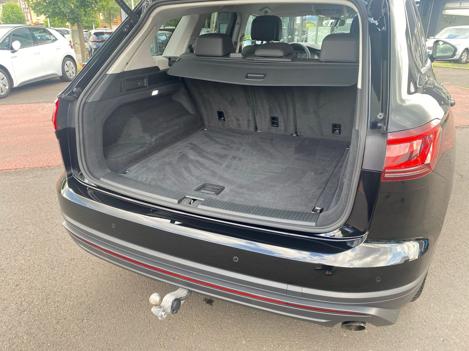 Volkswagen - Touareg_17
