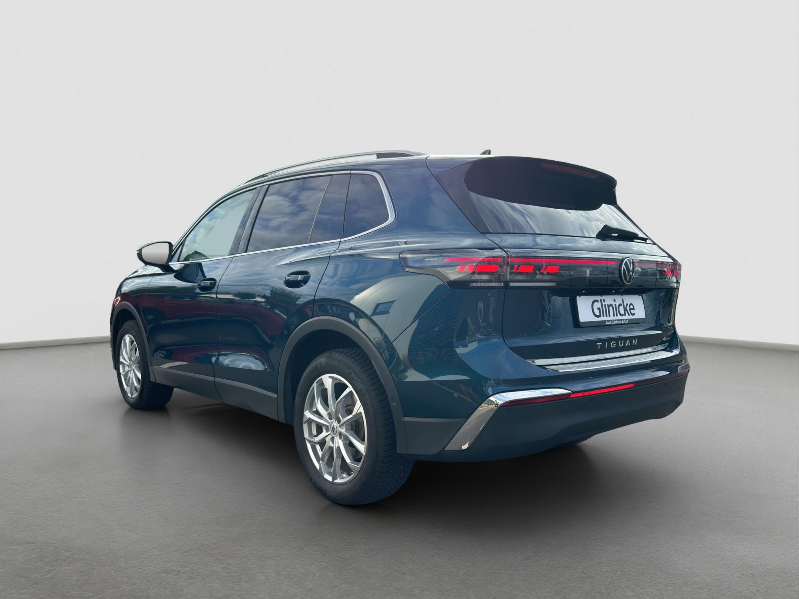 Volkswagen - Tiguan_4