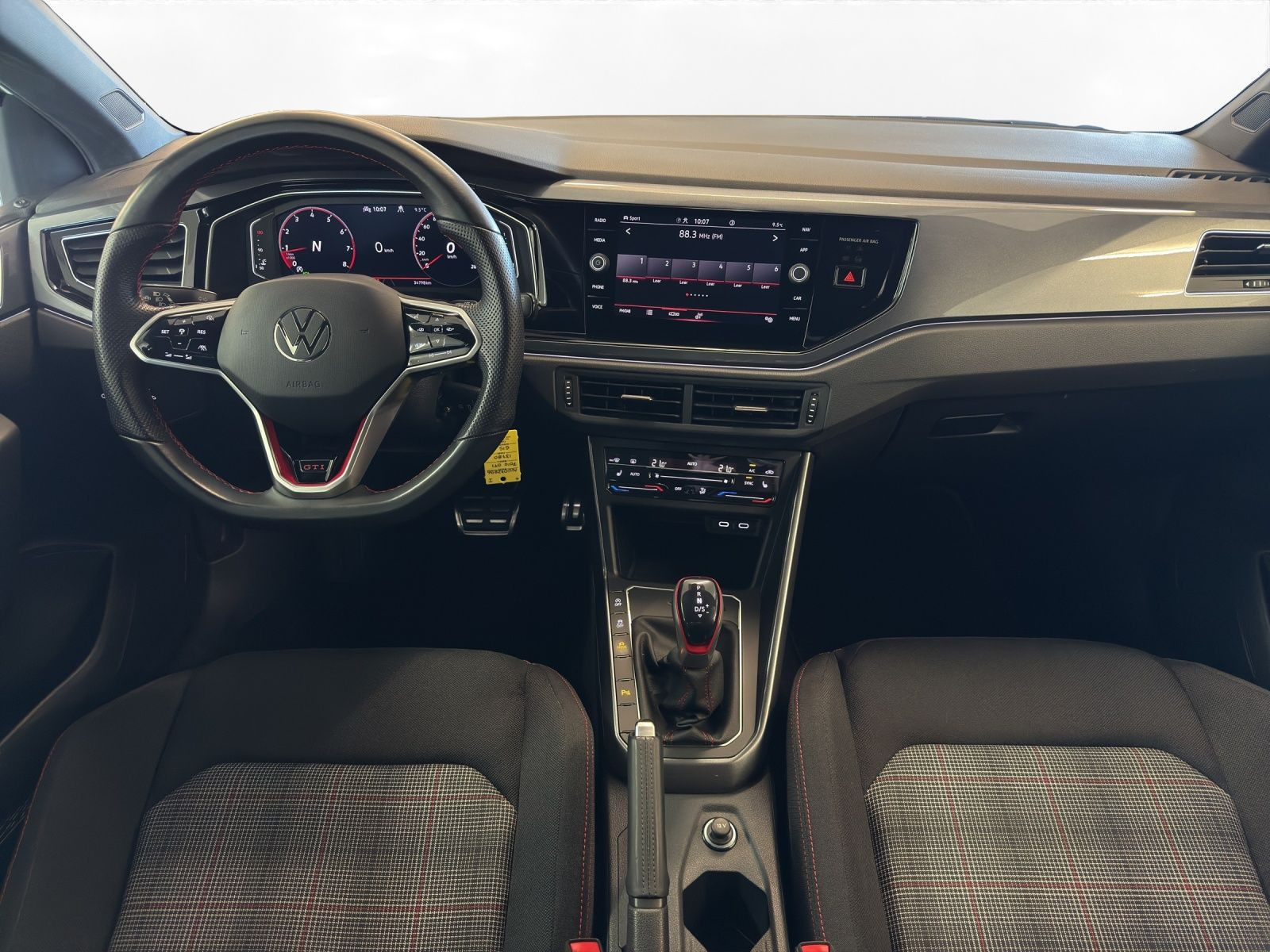 Volkswagen - Polo GTI_22