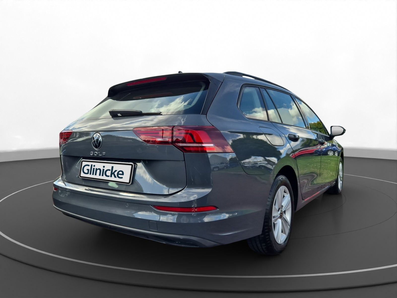 Volkswagen - Golf Variant_11