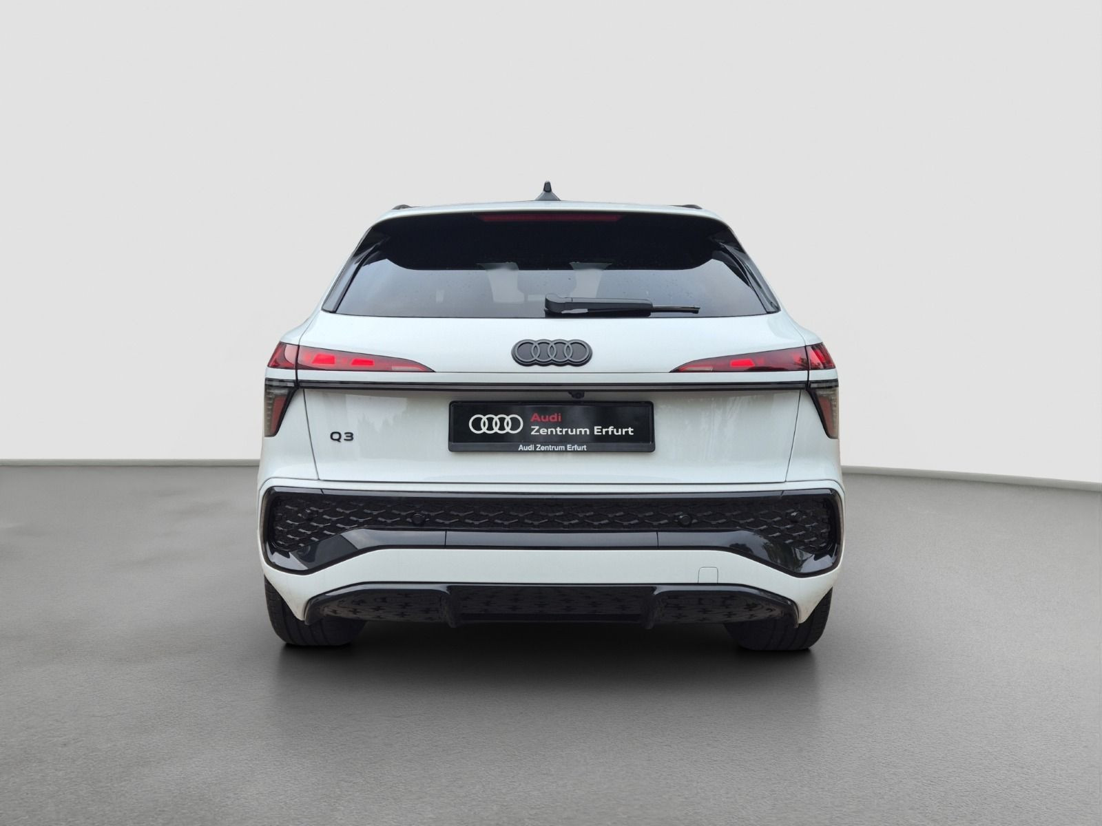 Audi - Q3_7