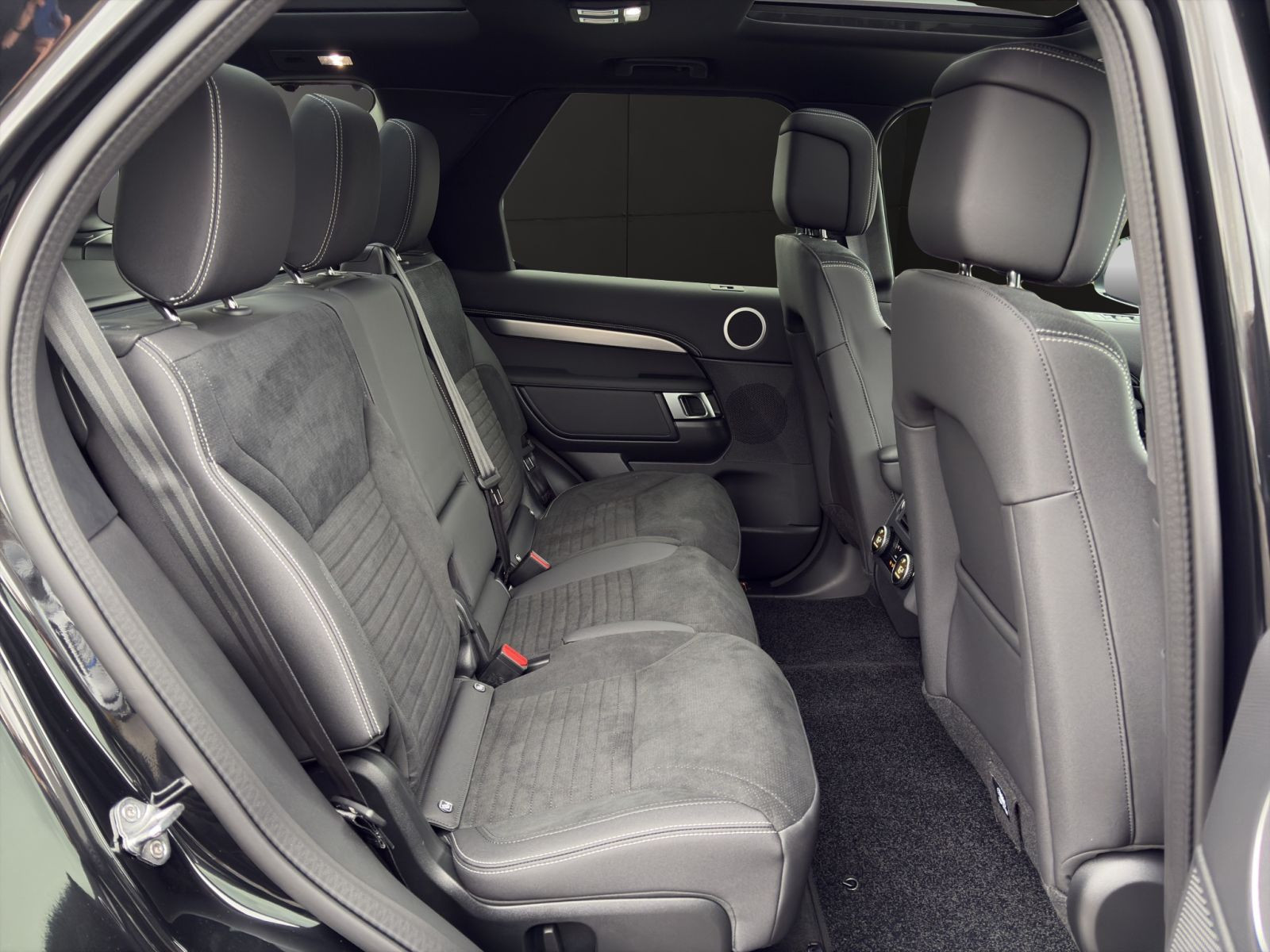 Land Rover - Discovery_8