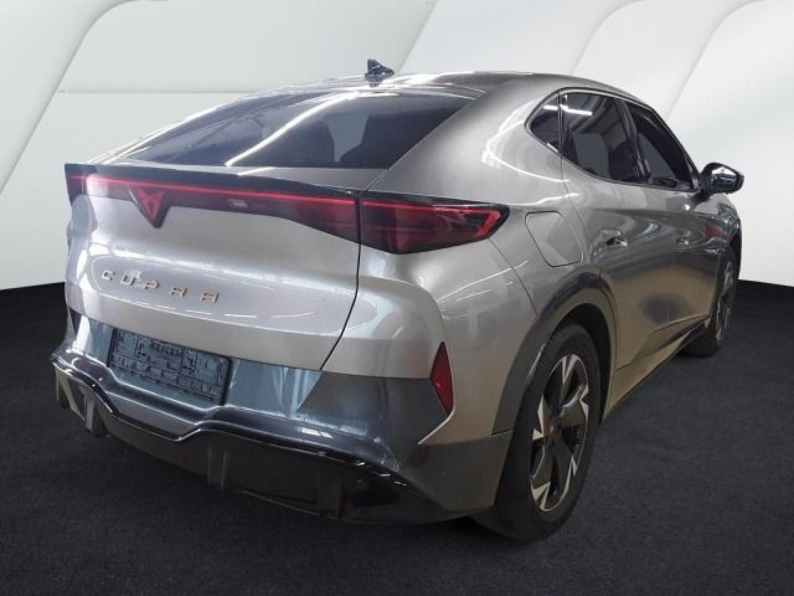 Cupra - Tavascan_4