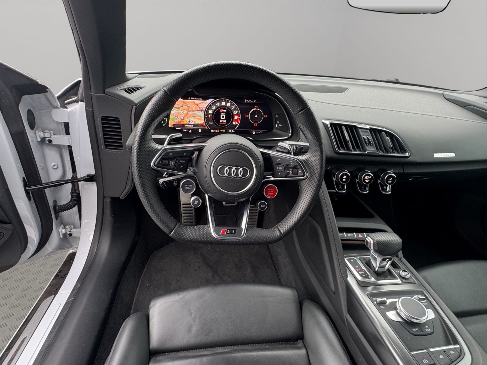 Audi - R8 Spyder_12
