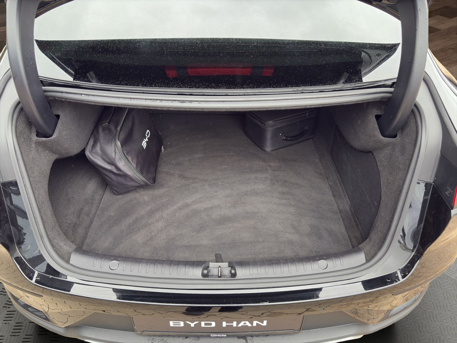 BYD - HAN_20