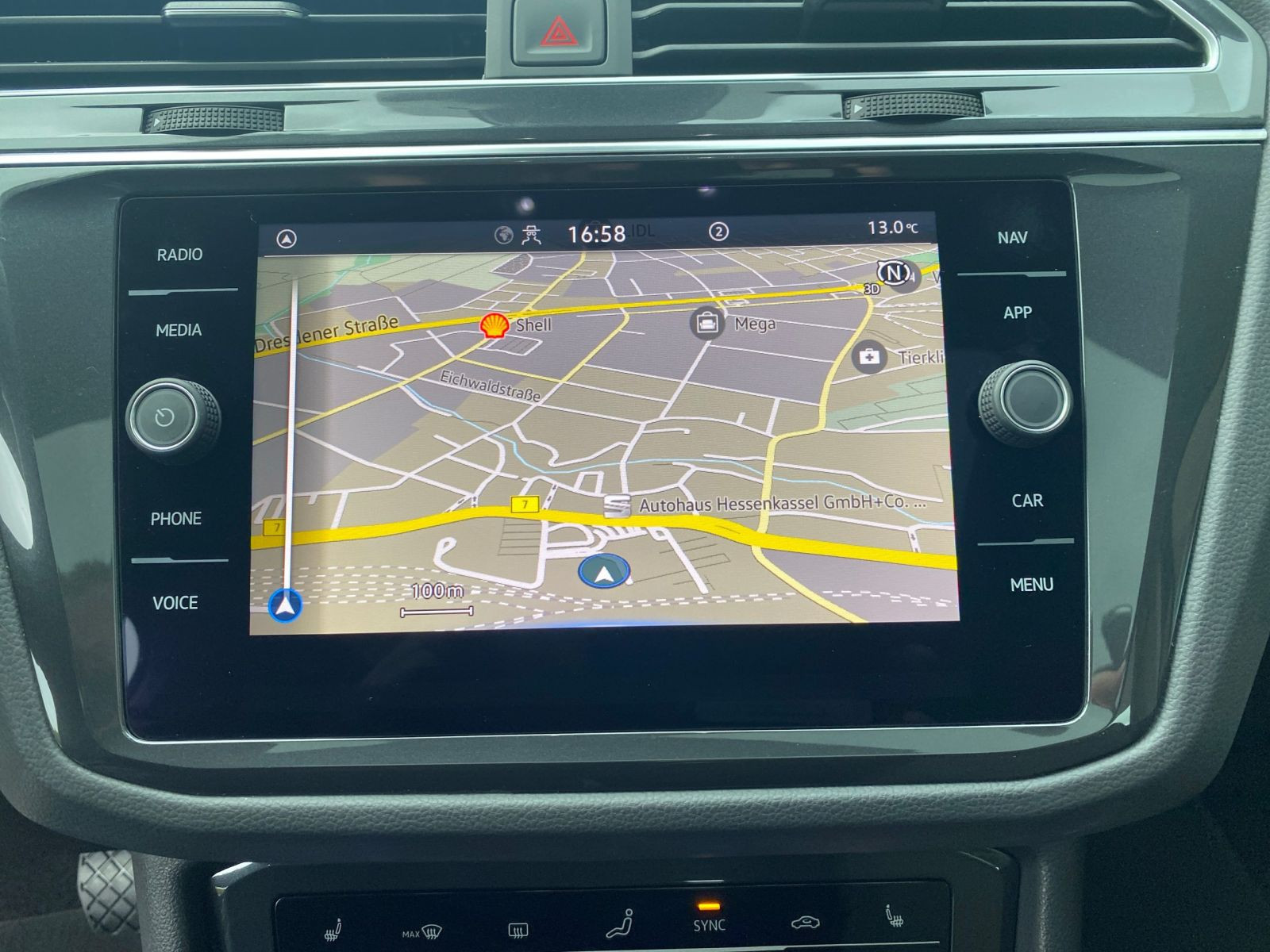 Volkswagen - Tiguan_12