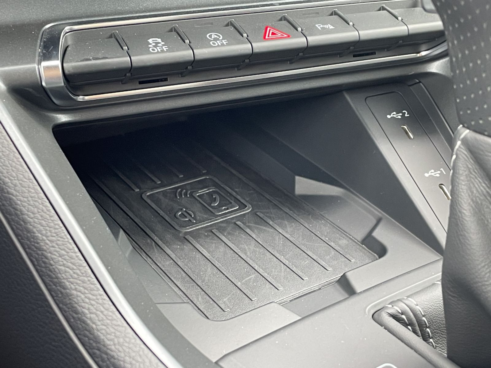 Audi - Q3_25 Audi - Q3_25