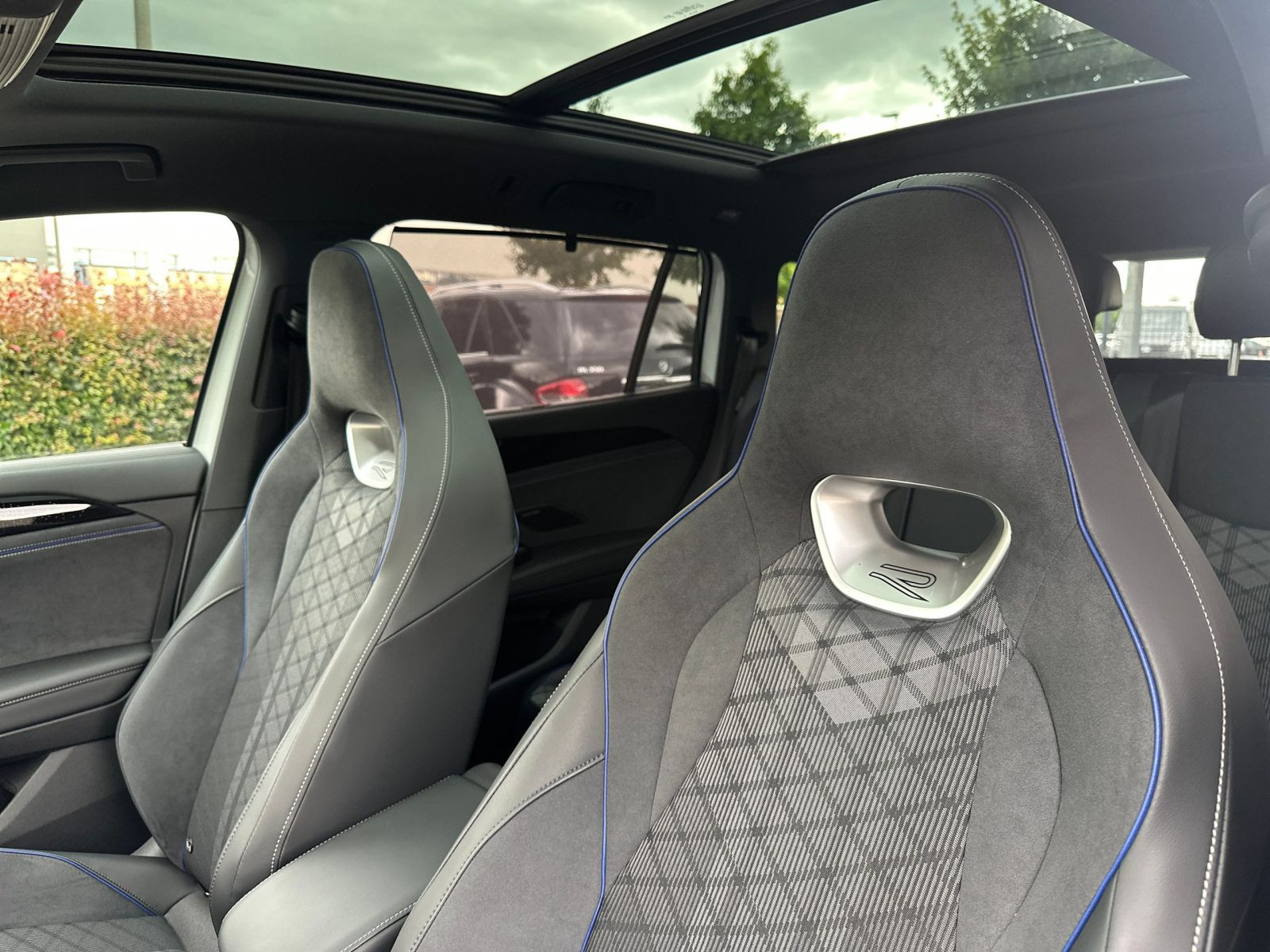 Volkswagen - Tayron_10