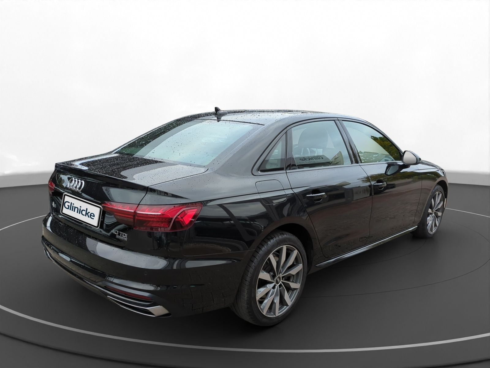 Audi - A4_11