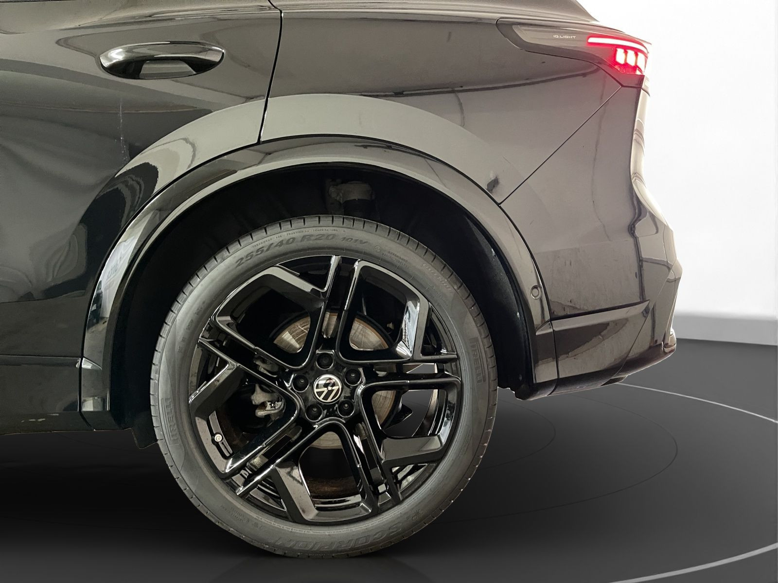 Volkswagen - Tiguan_14