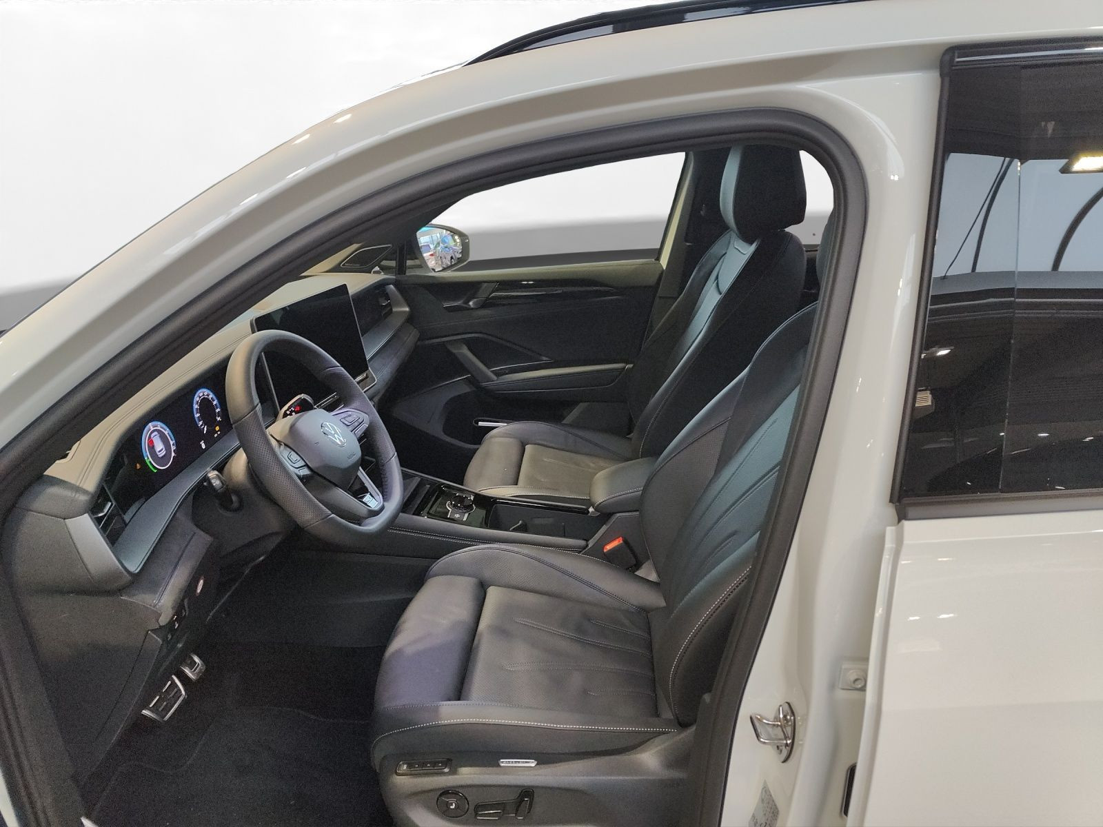 Volkswagen - Tayron_4