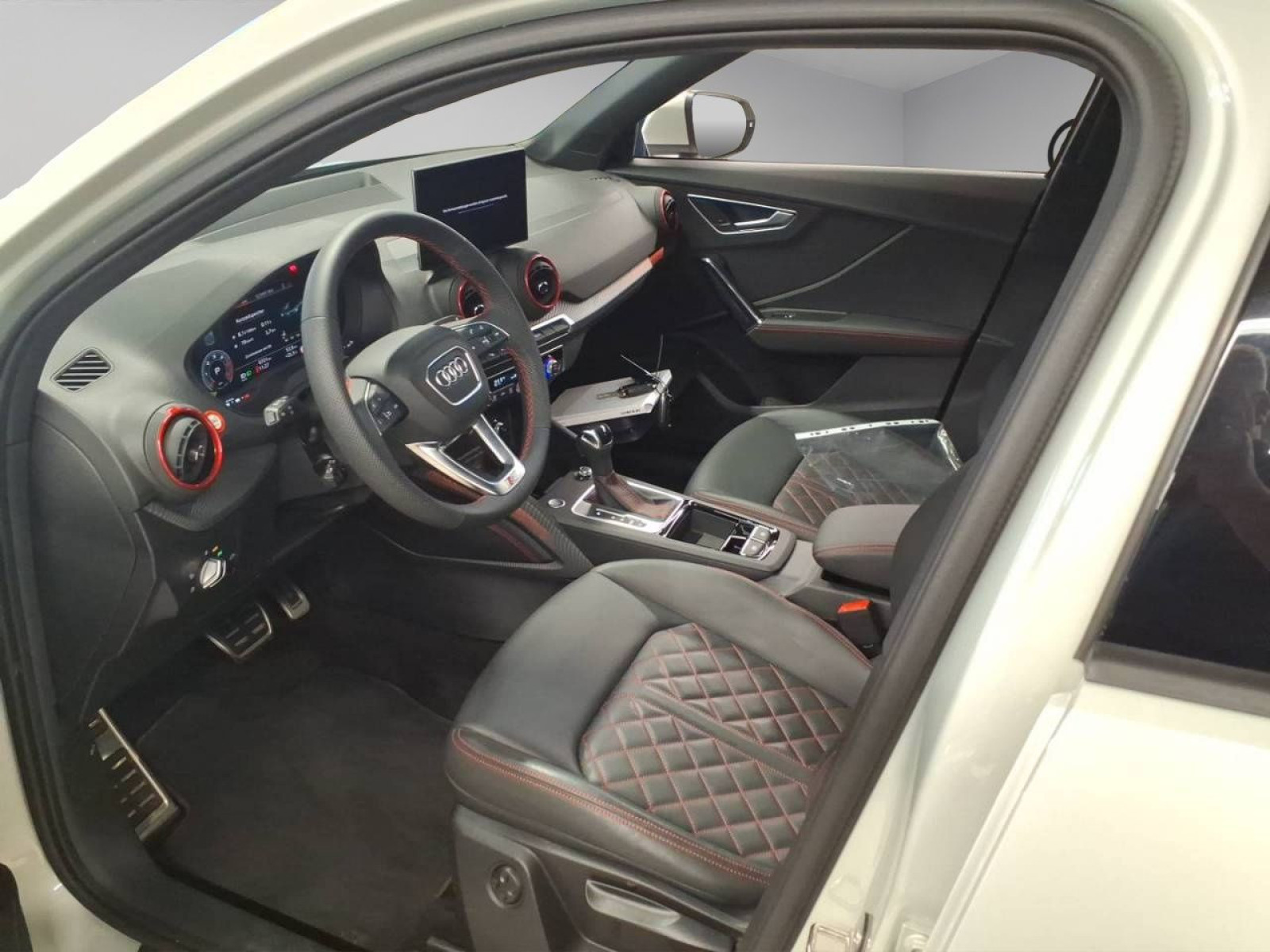 Audi - Q2_5