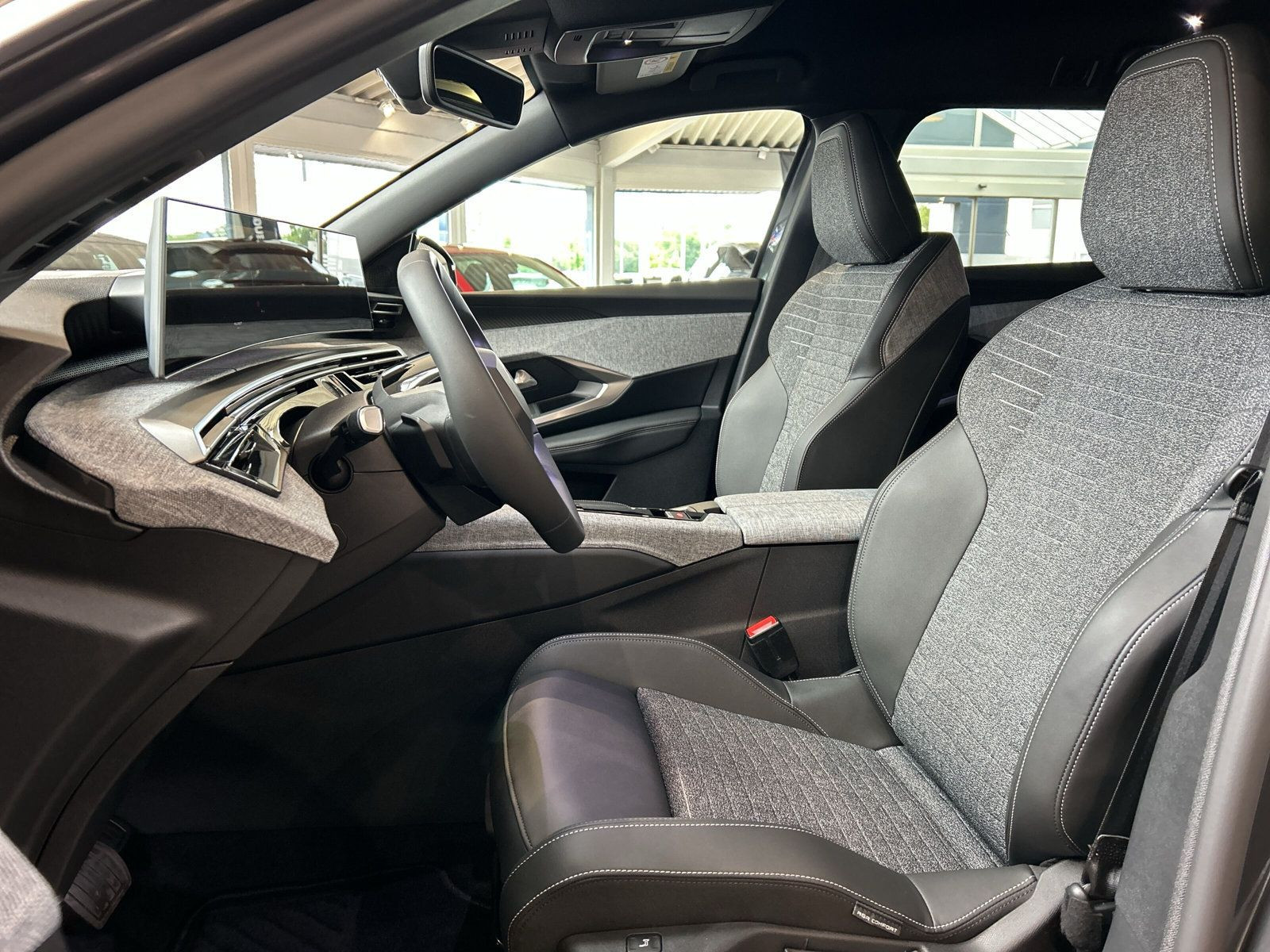 Peugeot - 5008_7