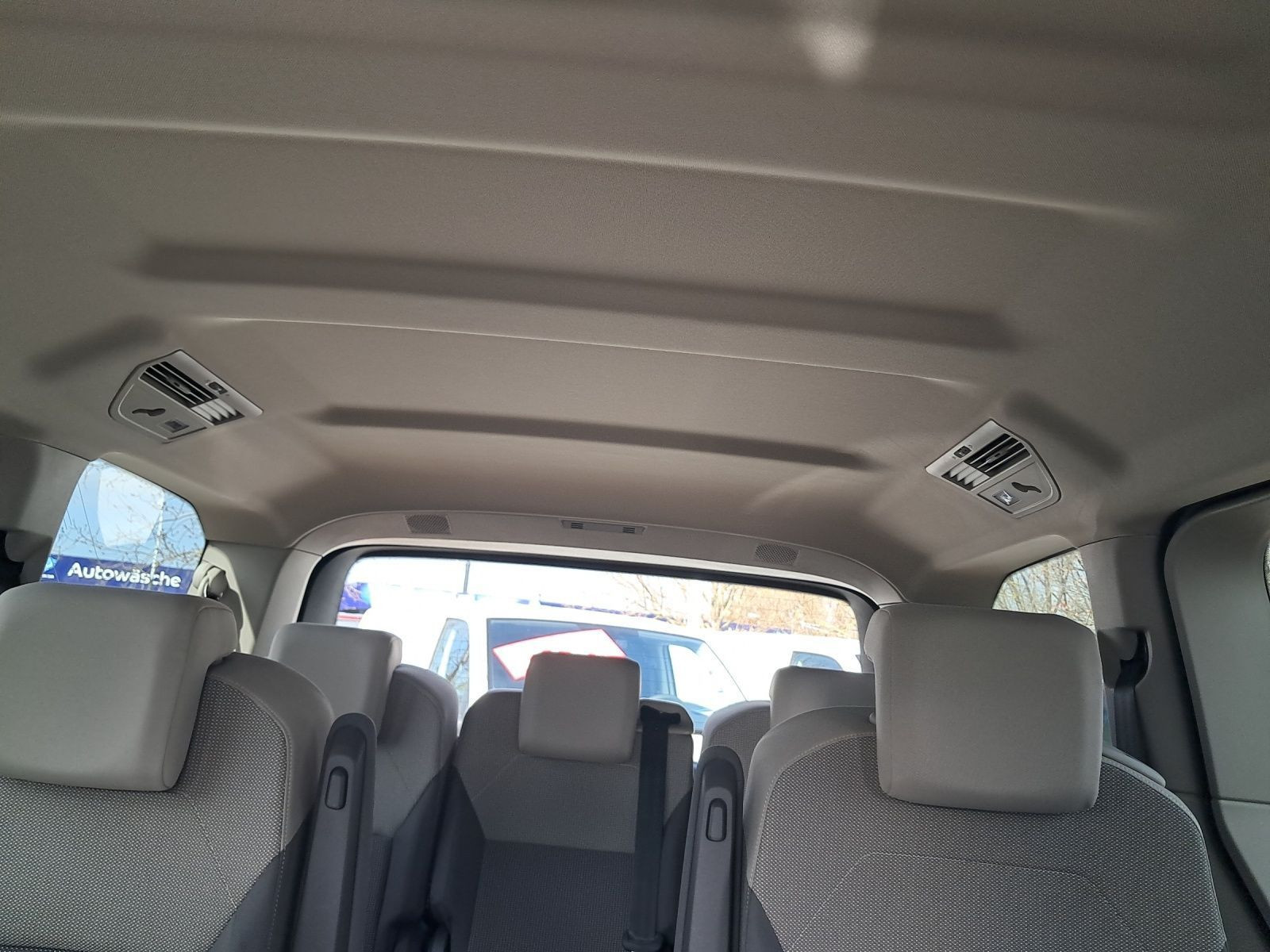 Volkswagen - Multivan_20