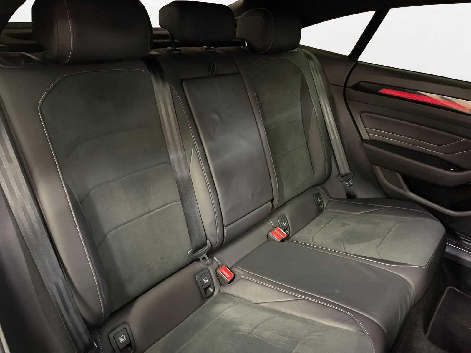 Volkswagen - Arteon_19