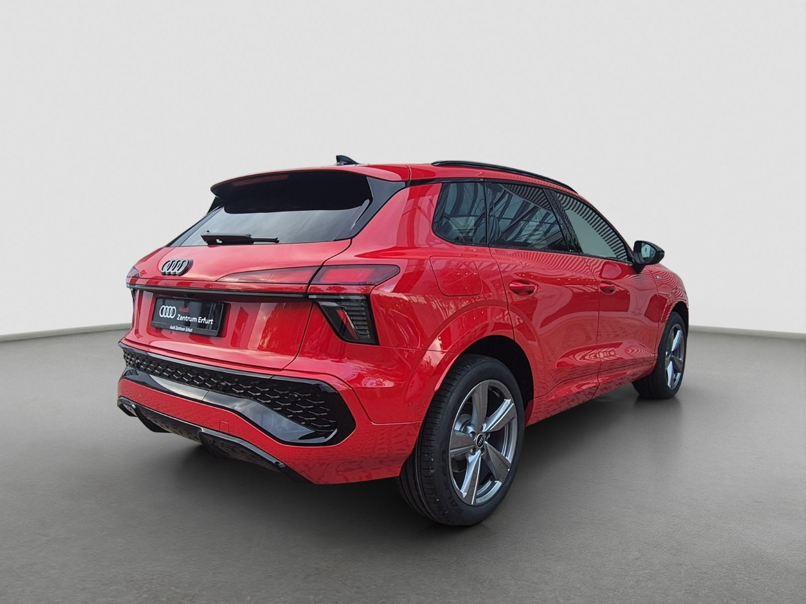 Audi - Q3_8 Audi - Q3_8